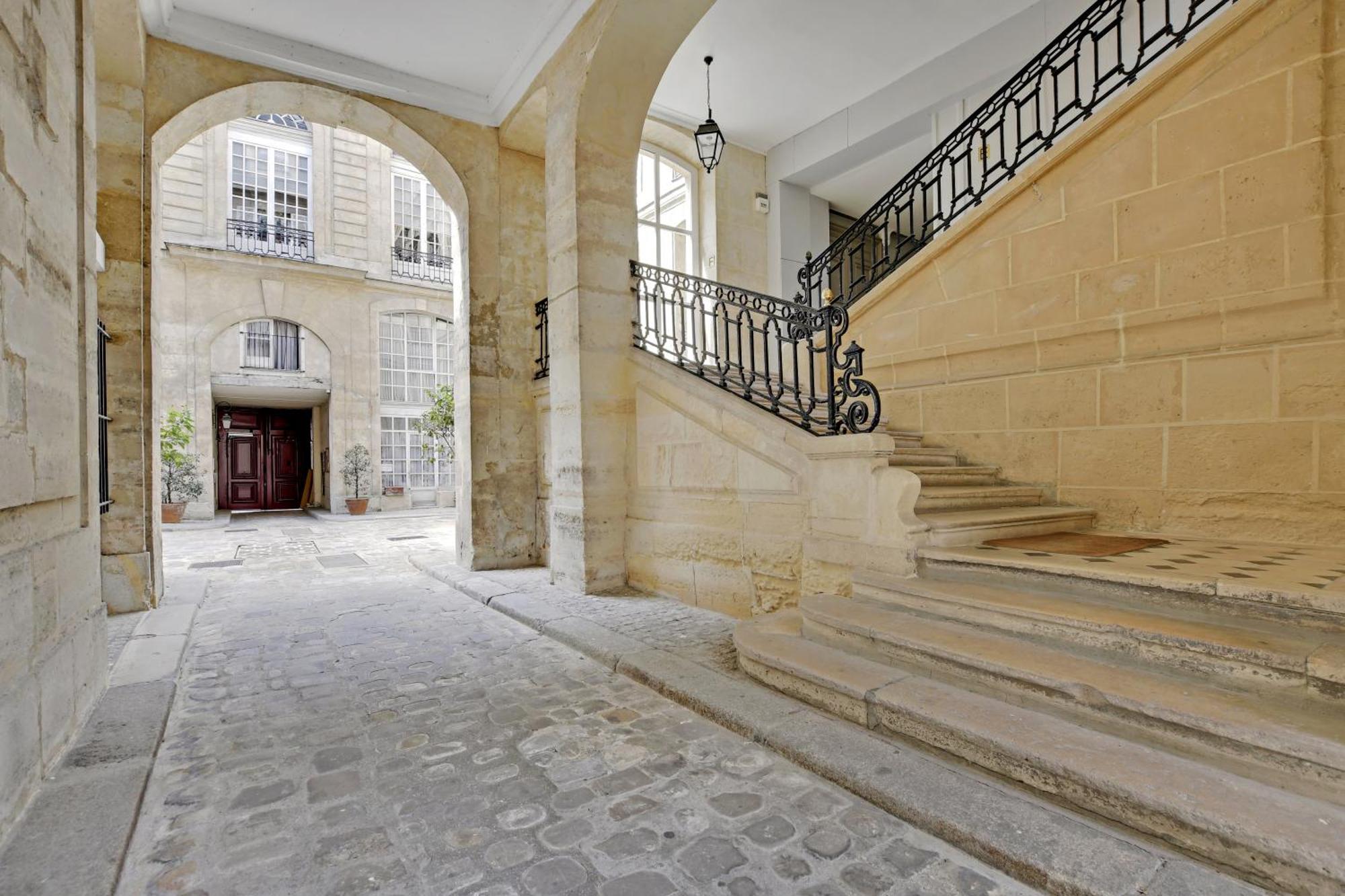 Pick A Flat'S Apartements With Services In Louvre - Rue Des Halles Paris Exterior foto